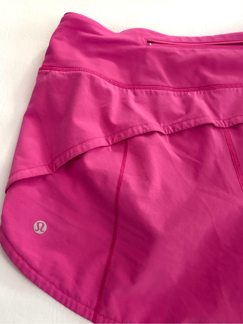 Lululemon Women’s Shorts Speed Up Short Long 4" Updated Fit Pink size 6 - Picture 8 of 13